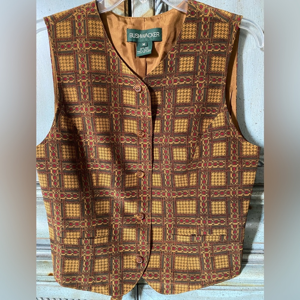 Bushwacker Silk Vest with Geometric Pattern